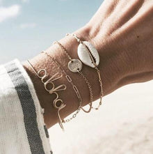 Noteful Love™ Stackable Beaded Bracelet Set – Heart & Floral Design