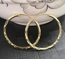 Noteful Love™ Gold Hoop Earrings – Timeless 18K Plated Style
